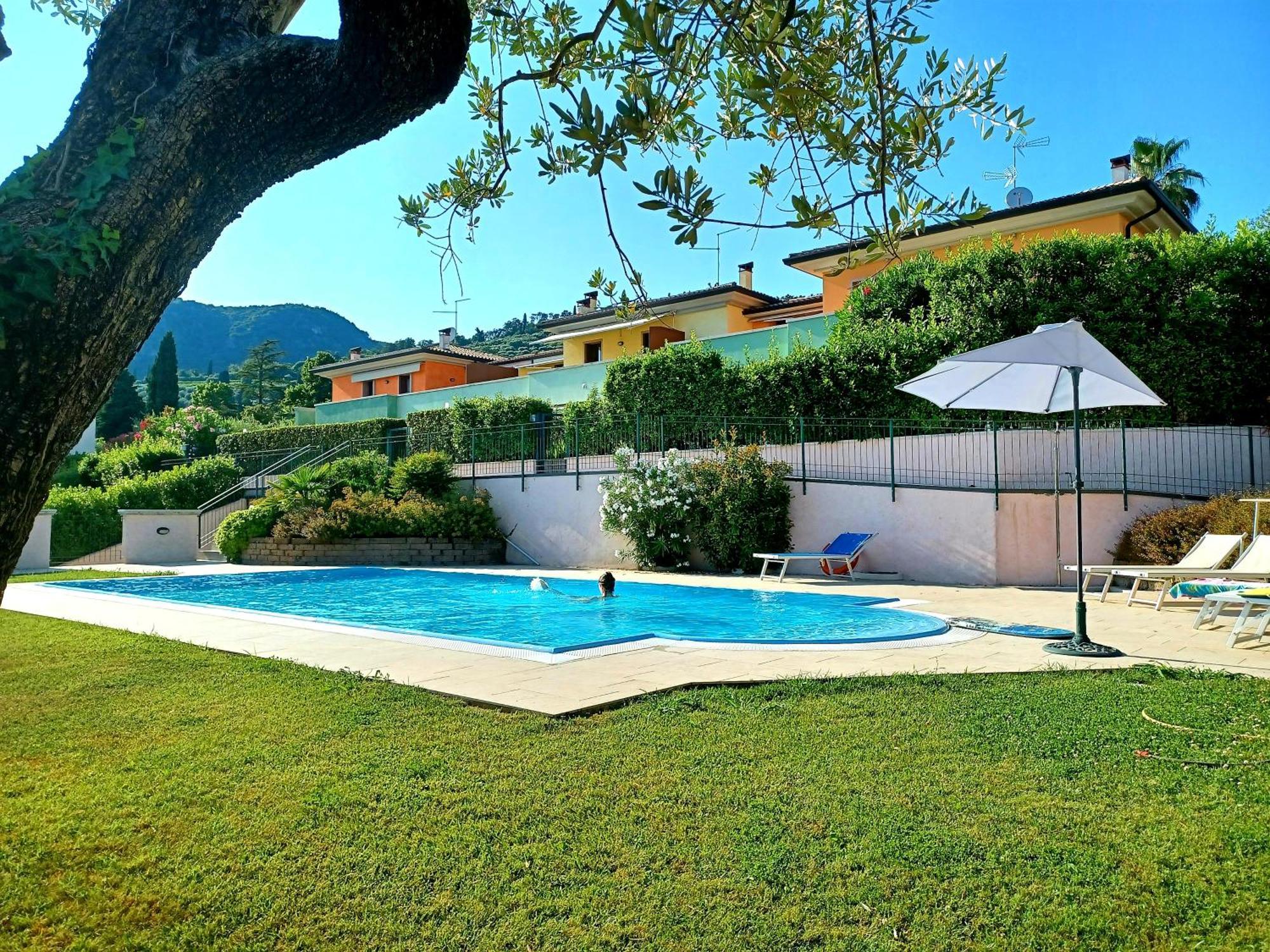 Villa Regina Gardesana Exterior foto